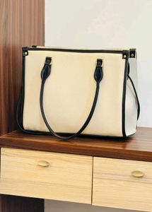Chic Off White Tote Bag