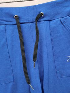 Navy Blue Stretchable Capris