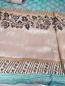 Elegant Pink Paisley Saree