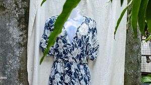 I. CUTE FLORAL DRESS