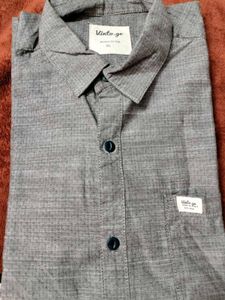 Vinto.ge Gray Button-Down Shirt