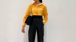 H&amp;M Crop Shirt