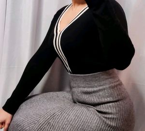Black and White V-Neck Winter Top