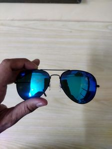 Ray Ban Original Shades / Goggles/ Sunglasses. With Cover