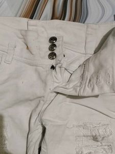 4 Bottom Wear