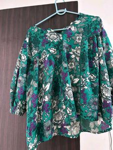 Dressberry Brand New Top