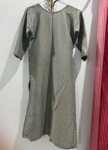 Elegant Solid Straight Kurta for Women