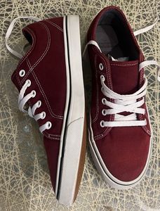 Decathlon  Maroon Skateboarding Sneakers