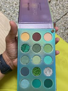 eyeshadow palette