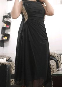 Black Knee Length Midi🖤