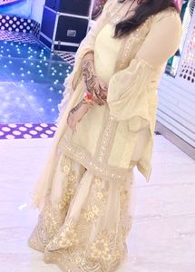 Sarara Suit With Frill Dupatta