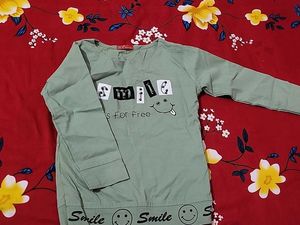 Cute 'Smile' Top stretchable