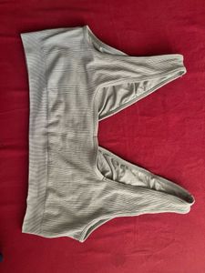 seamless ribbed bra