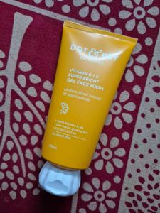 Dot and Key Vitamin C E Super Bright Gel Face Wash