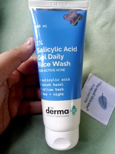 The Derma Co.Face Wash