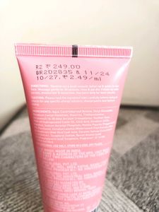 Dot &amp; Key Watermelon Cooling Gel Face Wash