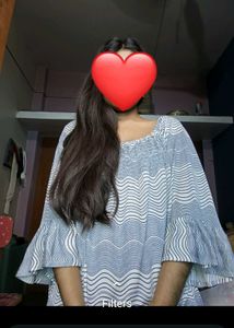 Elegant Women&#39;s Oversized Top