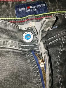 Original Tommy Hilfiger Jeans Size 28