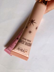 Kiss Newyork Professional Highlighter And Blush
