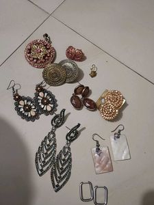 Set Of 7 Pair eaarings And A Locket + Nosepin
