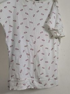 Lip Print T-Shirt