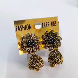New Jhumka And Earing Set