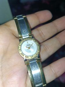 Elegant Ladies Watch