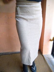 😀Stylish Beige Knit Skirt⭐