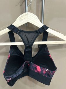 Stylish high impact sports bra