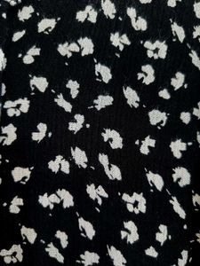 Black Floral Print Bohemian crop Top