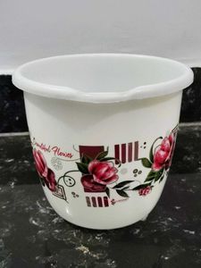 Bucket with Mug ✨