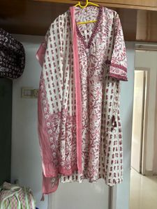 “Kalini” Floral Yoke Cotton Kurta 3piece Set