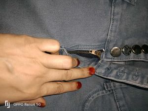 Gray High-Waisted Jeans