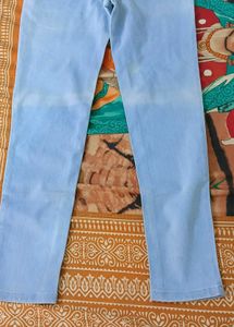 Light Wash Jeans