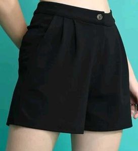 🖤 Black Casual Shorts