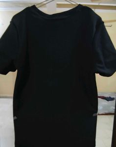 Black Solid  Tshirt