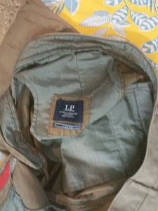 Men&#39;s Khaki Pants