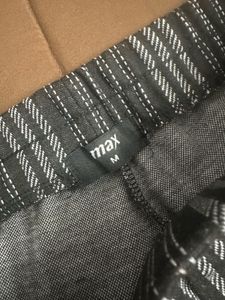 Chic Striped Women&#39;s Jeans &amp; Pants