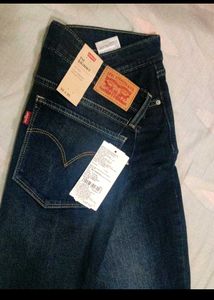 Levi's 711 Skinny Jeans
