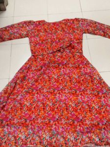 This Is A Dress 👗 (Midi )