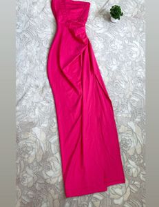 Mermaid pink NEWME dress 🩷