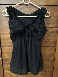 Pretty Black Top