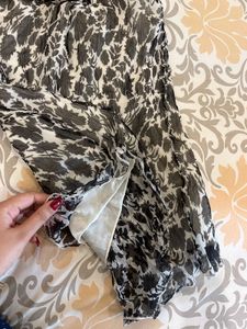 Cute Light Weight Summery Top