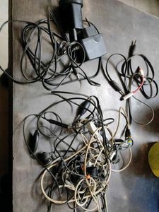 Charges, Earphones 🎧
