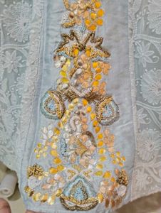 Elegant Embroidered Gown💙🌈