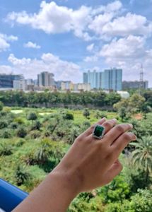 Elegant Emerald-Colored Statement Ring