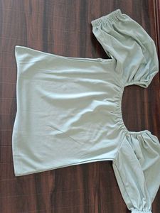 Cute Green Puff Sleeve Top