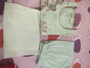 Special  Offer Embroiderd Kurta Set