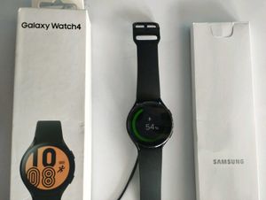 Samsung Galaxy Watch 4