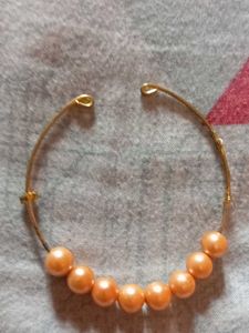 Peach Pearl Bangle